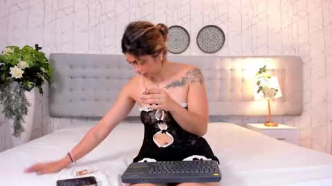 Mia Coopper online show from 09-18-25, 09:17