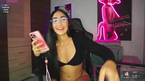 MIA  online show from 12-17-25, 08:26