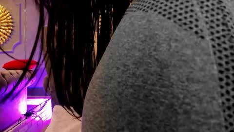 miilu  online show from 12-27-24, 07:18