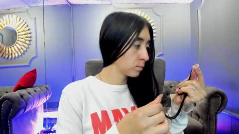 miilu  online show from 02-13-25, 09:51