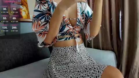 Snapshot of miissblonde chatting on 10-01-25, 03:01 miissblonde online show from 10-01-25, 03:01