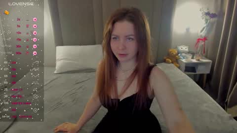 Mika online show from 03-02-26, 01:52