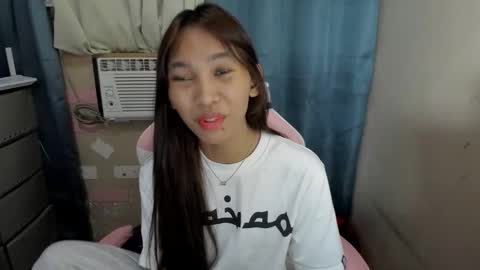 MIKA online show from 03-09-26, 02:10