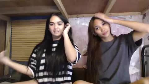 MIKA online show from 04-26-26, 01:31