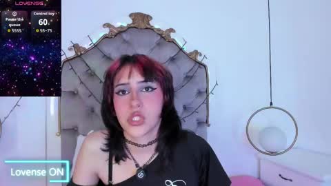 mika doll online show from 04-22-26, 10:39