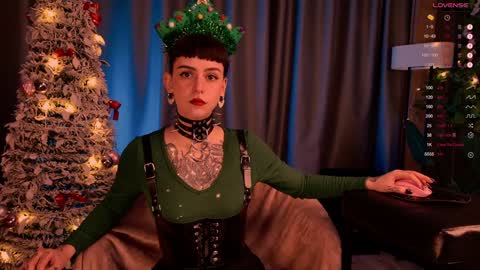 mika_moon_ online show from 12-25-24, 09:43