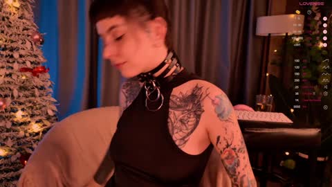 mika_moon_ online show from 12-30-24, 02:42