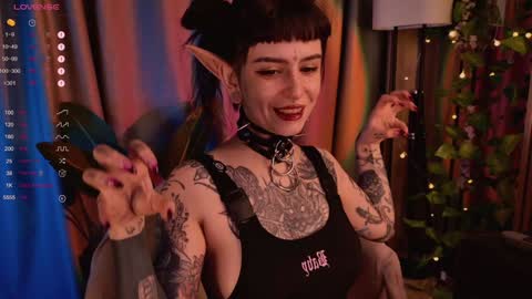 mika_moon_ online show from 01-31-25, 09:59