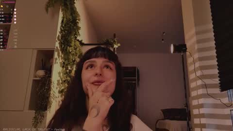 mika_moon_ online show from 09-18-25, 02:41