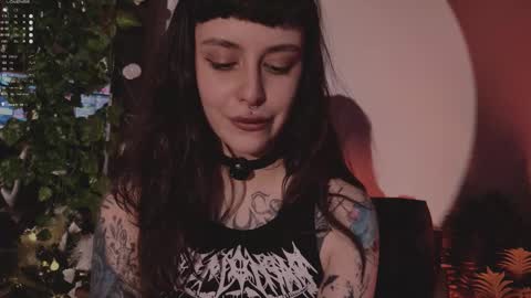 mika_moon_ online show from 12-19-25, 06:26