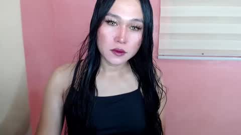 Hi im Avah online show from 02-06-25, 10:48