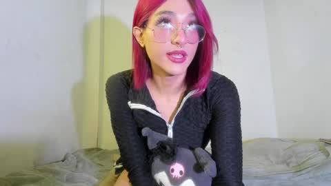 mika_velvet online show from 10-03-25, 09:34