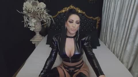 Mikaela online show from 03-06-26, 04:31