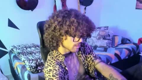 mikaelrizzzo online show from 10-17-25, 08:33