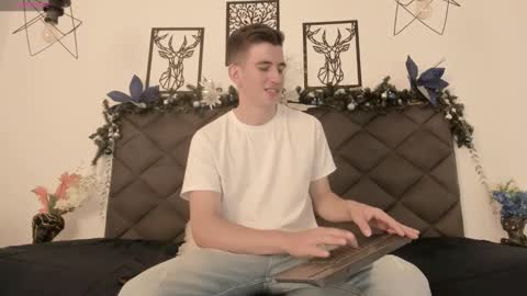 mikael online show from 01-15-25, 04:25