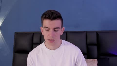 mikael online show from 09-12-25, 04:45