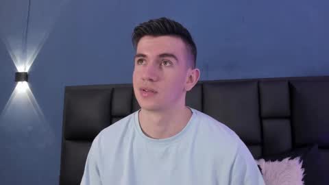 mikael online show from 10-04-25, 04:21