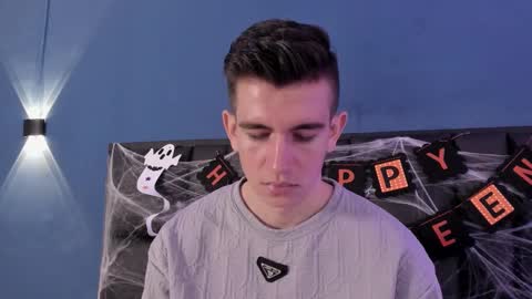 mikael online show from 10-24-25, 04:09