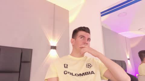 mikael online show from 06-07-26, 07:17