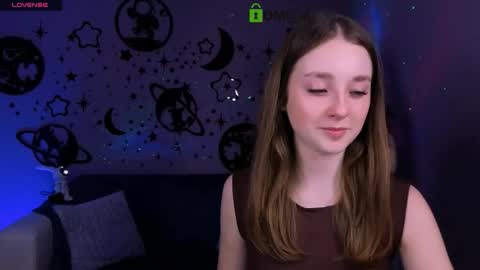 Mika online show from 03-30-26, 07:26