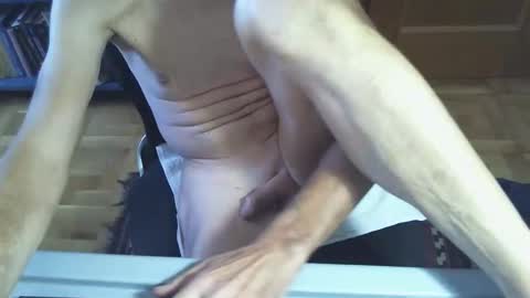 Snapshot of mikatza chatting on 09-30-25, 11:15 Yacama online show from 09-30-25, 11:15