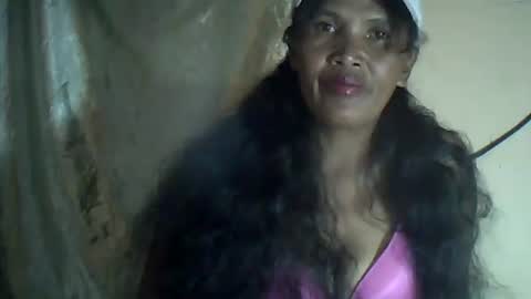 Snapshot of mikaya271700 chatting on 03-09-26, 03:32 mikaya271700 online show from 03-09-26, 03:32