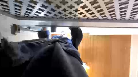 mike26051 online show from 09-22-25, 04:09