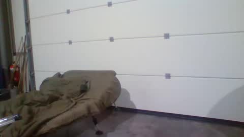 Snapshot of mike38be chatting on 02-06-26, 06:44 mike38be online show from 02-06-26, 06:44