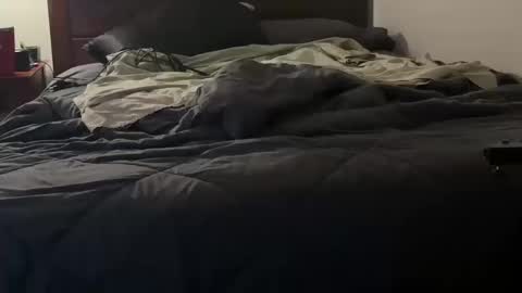 mike66730 online show from 10-19-25, 03:51