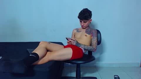 Mike IMDEPENDIENT MODEL online show from 02-04-26, 05:30