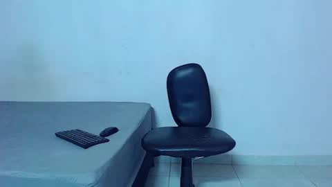 Mike IMDEPENDIENT MODEL online show from 04-26-26, 02:31