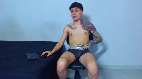 Mike IMDEPENDIENT MODEL online show from 06-08-26, 01:44