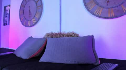 Mike 0233 online show from 12-11-24, 07:20