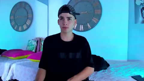 Mike 0233 online show from 12-21-24, 04:41