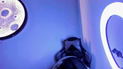 Mike  online show from 04-25-26, 11:13