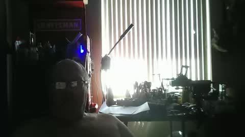 mike_allen4 online show from 04-11-26, 05:50