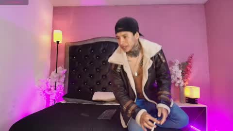 Mike and Sttar online show from 09-17-25, 12:40