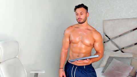 Mike Belle online show from 12-11-24, 01:47