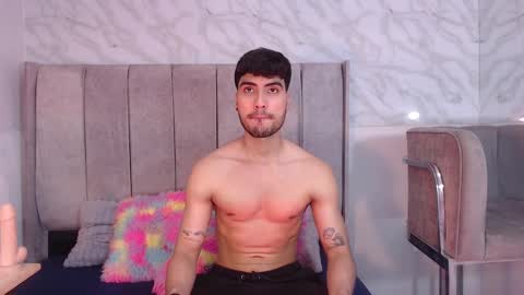 Snapshot of mike_collim chatting on 01-13-25, 03:26 Mike online show from 01-13-25, 03:26