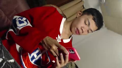 Chan Chan online show from 04-27-26, 04:32