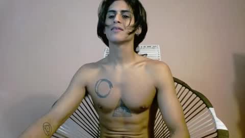 Snapshot of mike_d1030 chatting on 06-08-26, 07:36 mike_d1030 online show from 06-08-26, 07:36