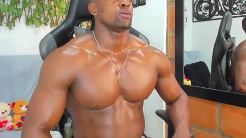 Snapshot of mike_kilian1 chatting on 01-28-25, 05:14 mike kilian1 online show from 01-28-25, 05:14