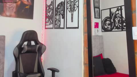 Snapshot of mike_kilian1 chatting on 09-14-25, 12:15 mike kilian1 online show from 09-14-25, 12:15