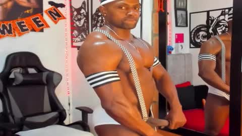 Snapshot of mike_kilian1 chatting on 10-28-25, 02:20 mike kilian1 online show from 10-28-25, 02:20