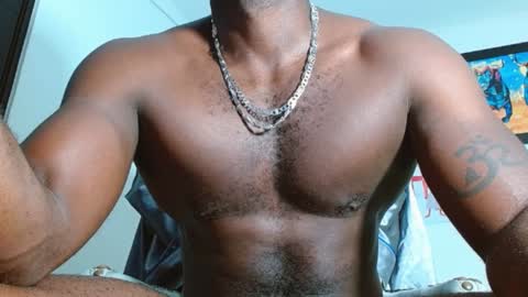 Snapshot of mike_kingcum chatting on 12-17-24, 12:56 mike online show from 12-17-24, 12:56