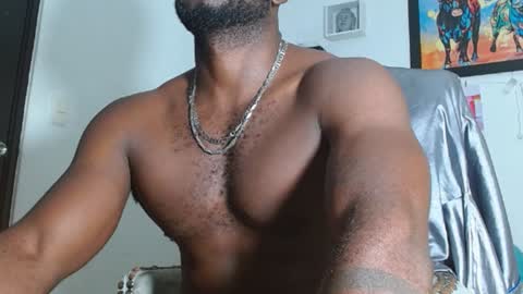 Snapshot of mike_kingcum chatting on 01-05-25, 04:58 mike online show from 01-05-25, 04:58