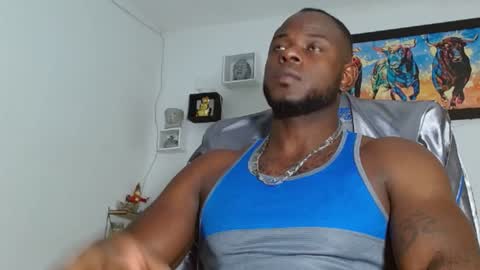 Snapshot of mike_kingcum chatting on 01-09-25, 12:25 mike online show from 01-09-25, 12:25