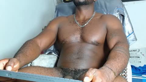 Snapshot of mike_kingcum chatting on 02-02-25, 06:04 mike online show from 02-02-25, 06:04