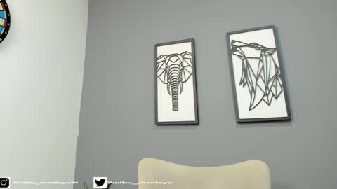 Snapshot of mike_montoya chatting on 01-04-25, 09:43 Mike Montoya online show from 01-04-25, 09:43