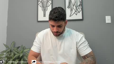 Snapshot of mike_montoya chatting on 01-12-25, 12:49 Mike Montoya online show from 01-12-25, 12:49